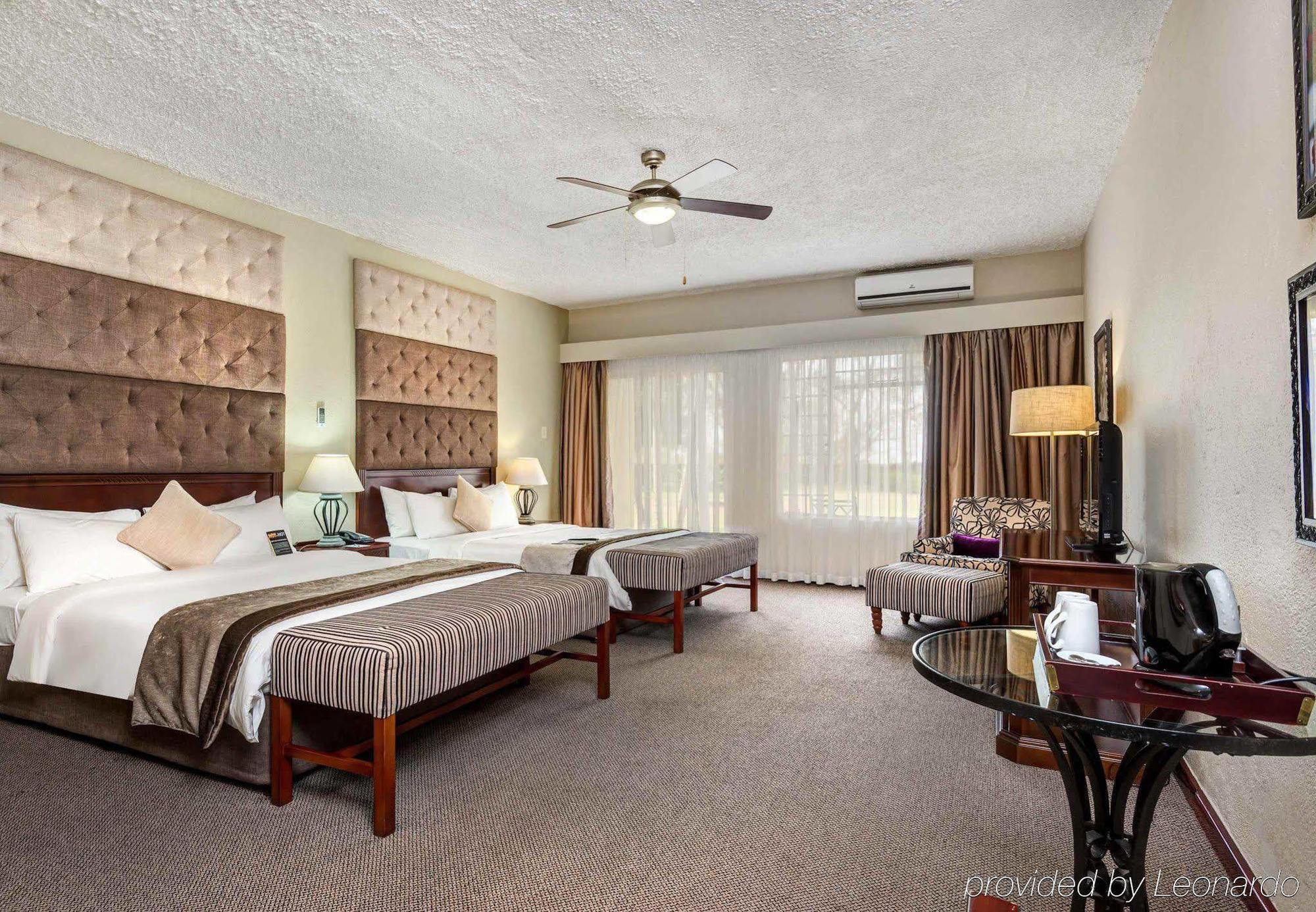 Hotel Hazyview Sun Extérieur photo
